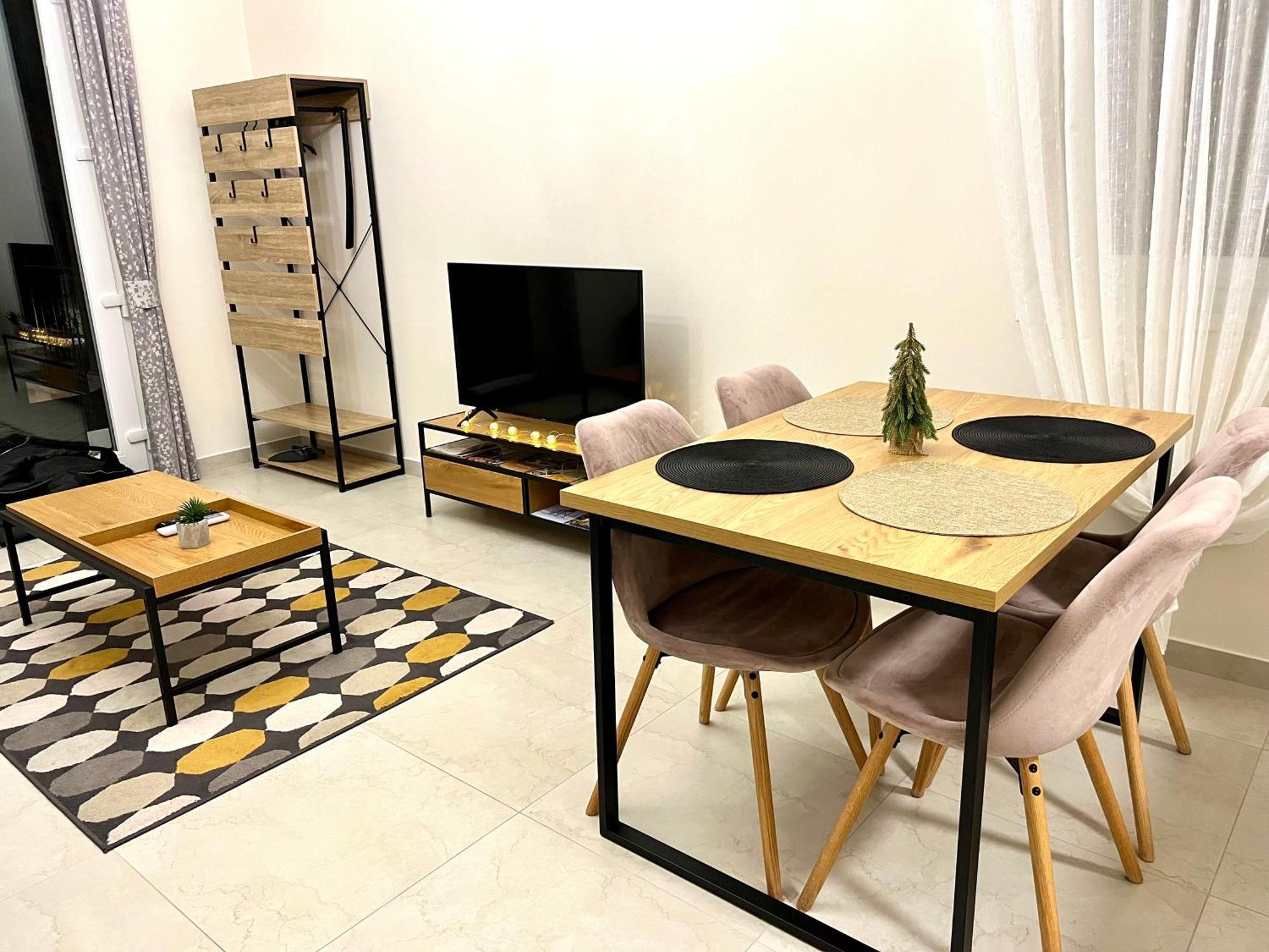 Voeroesmarty Apartmanhaz Mako Luaran gambar